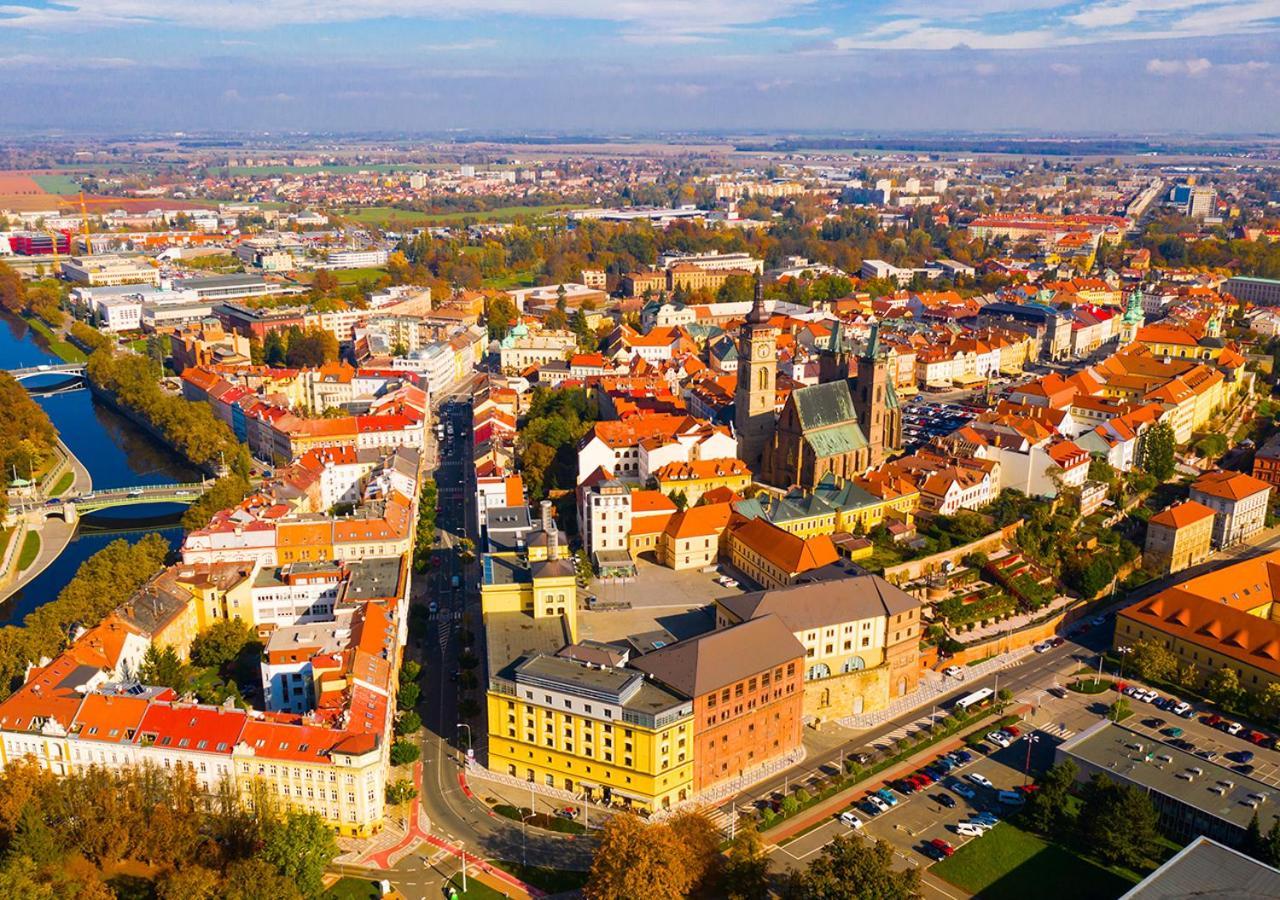 House Hotel Hradec Králové Kültér fotó
