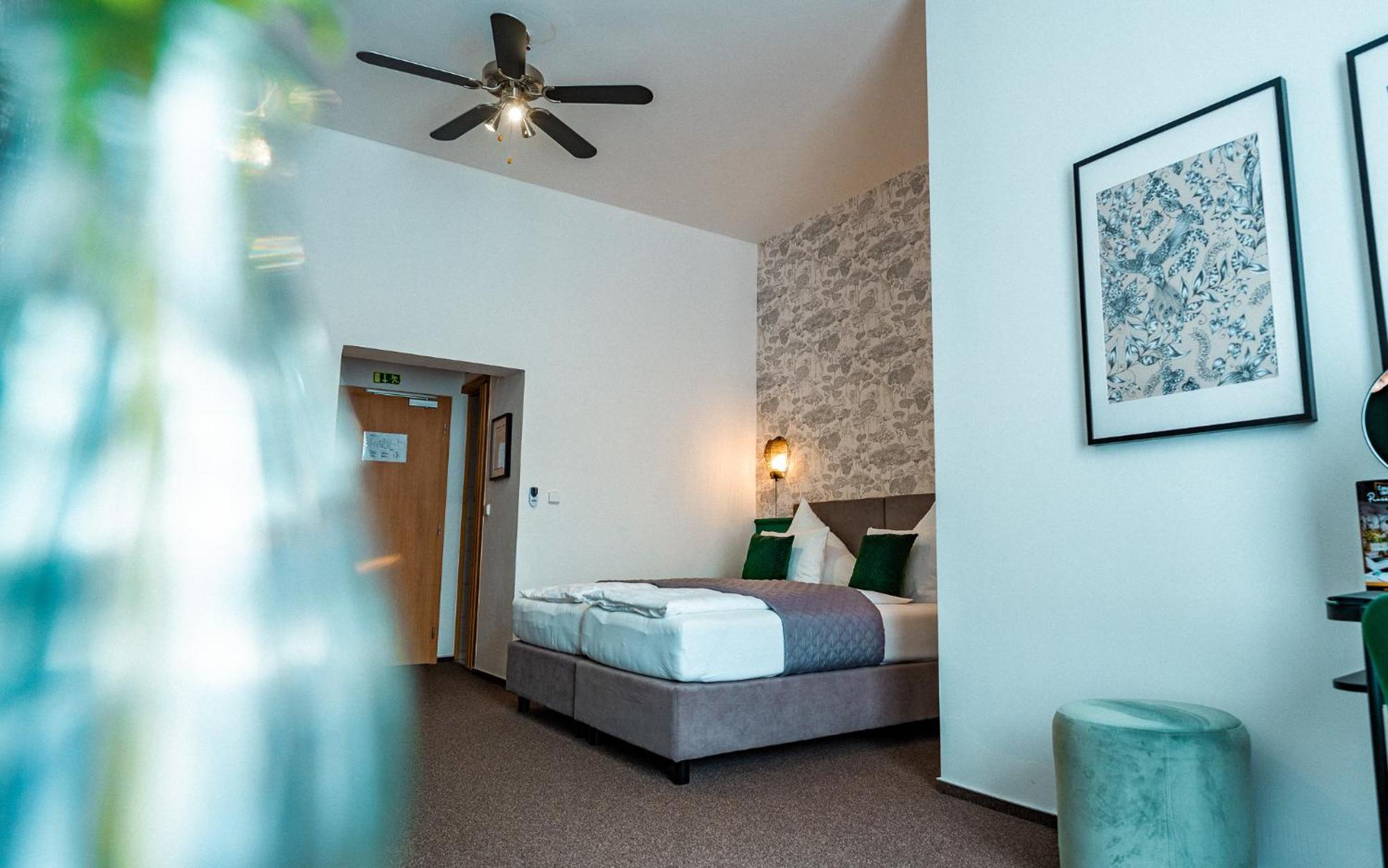 House Hotel Hradec Králové Kültér fotó
